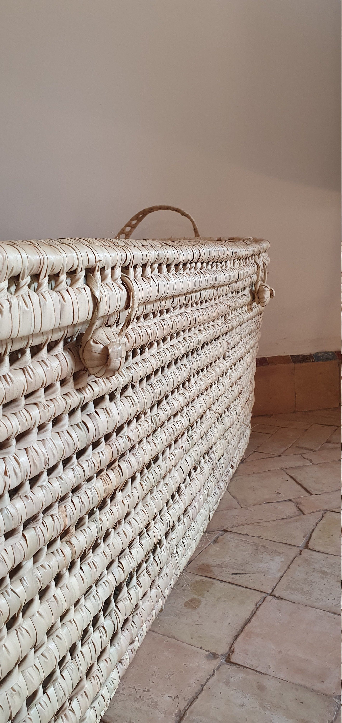 Coffre de rangement en osier de 80cm de longueur