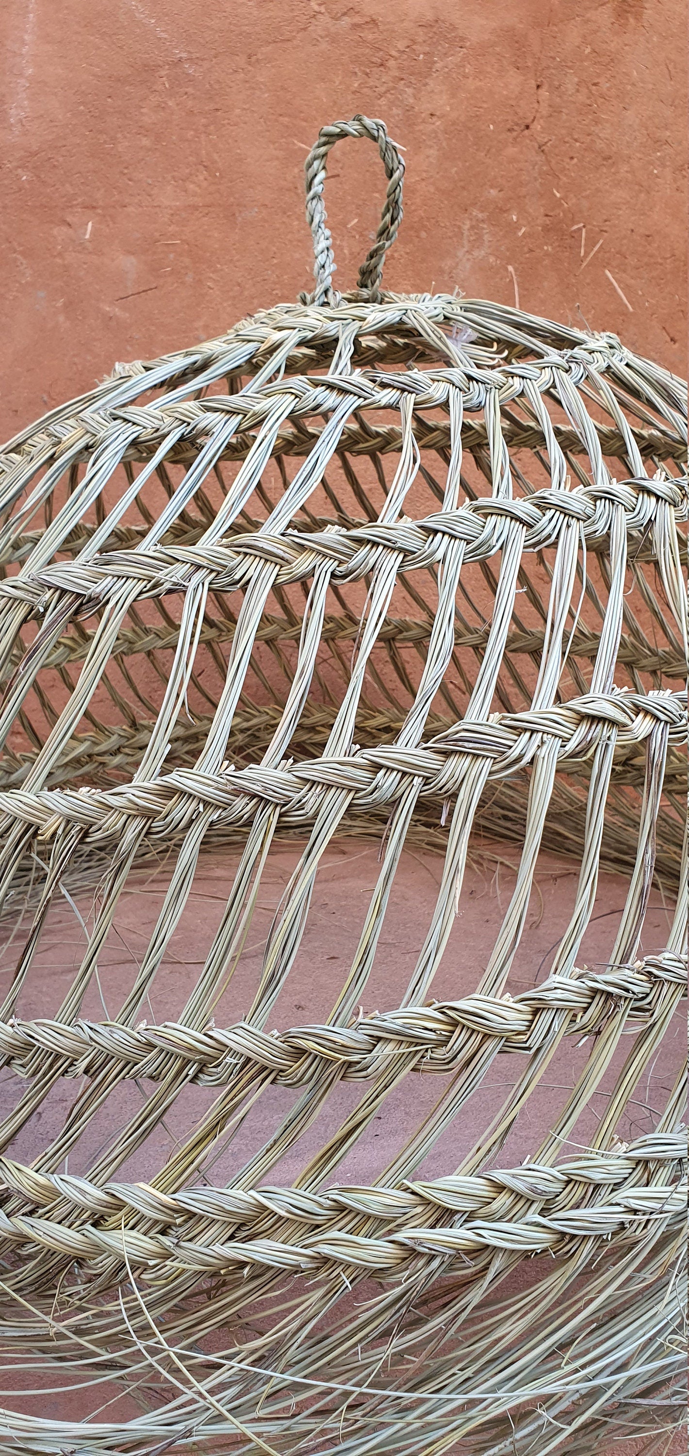 Suspension en doum tissée dans un style ethnique