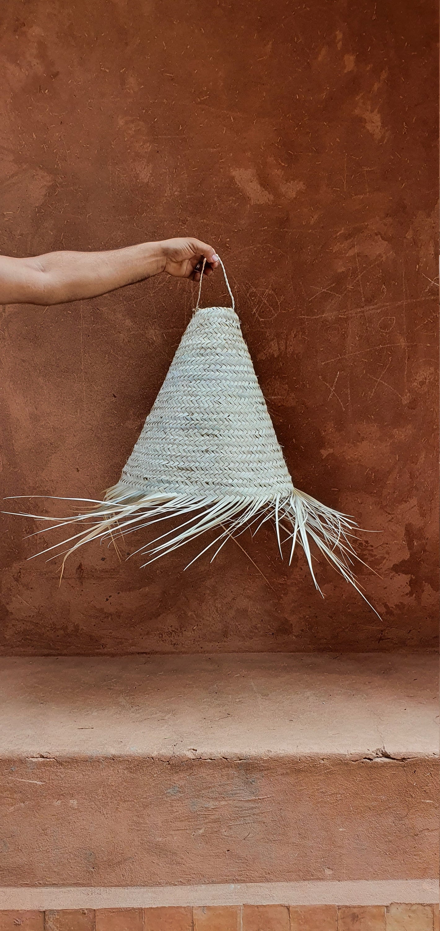 suspension en paille cone
