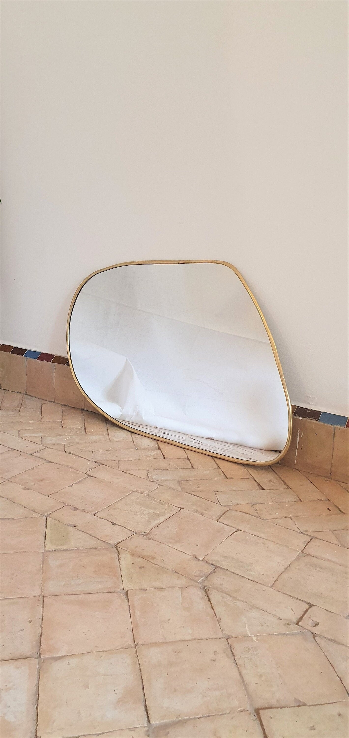 Miroir en laiton vintage mural fait main