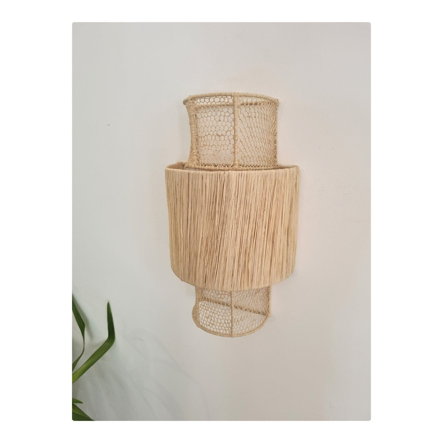 Luminaire en raphia naturel