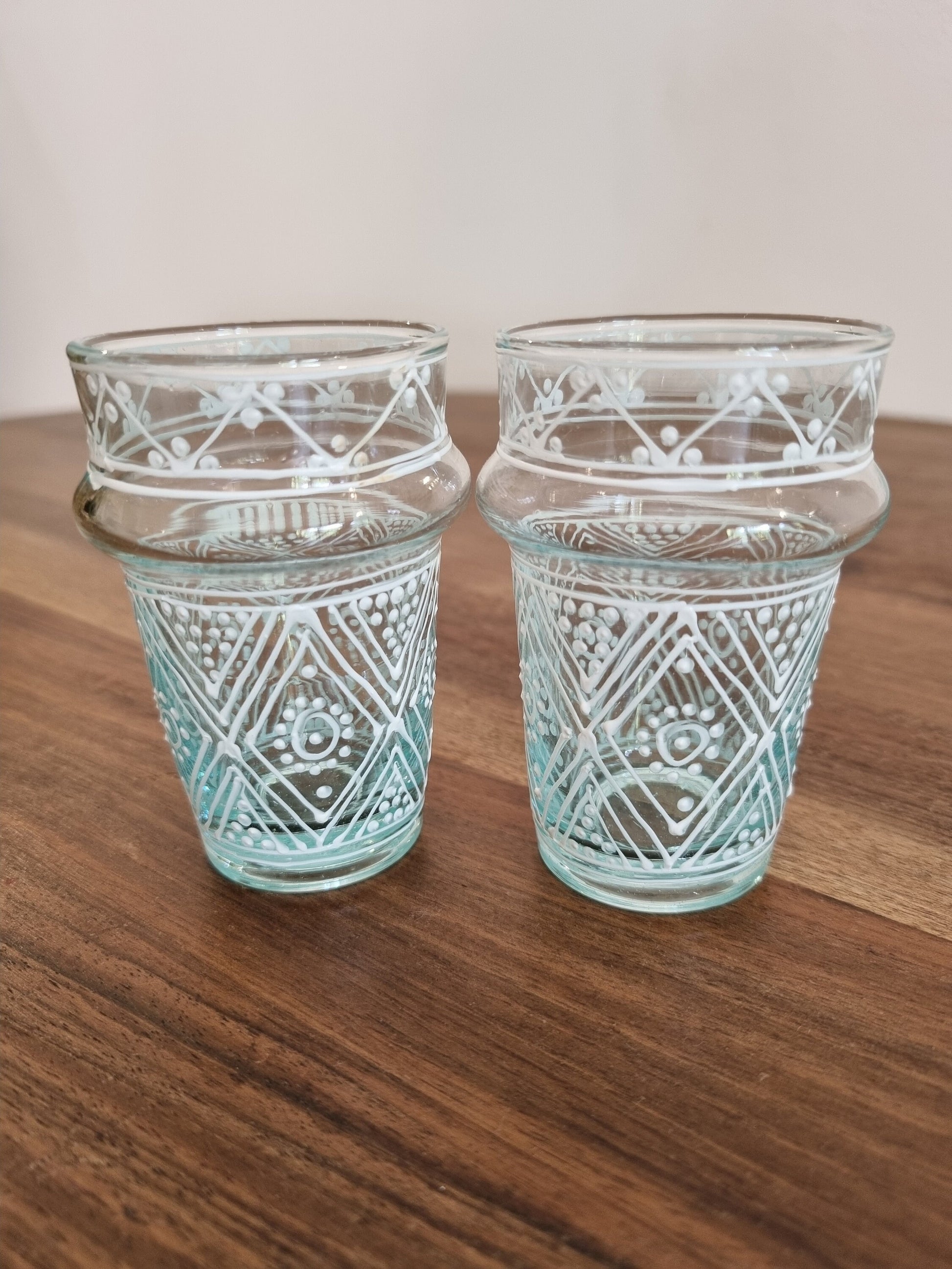 Verre à thé Beldi recyclé et soufflé à la bouche - Maroc - Lot de 6 Verre à thé Beldi recyclé et soufflé à la bouche - Maroc - Lot de 6