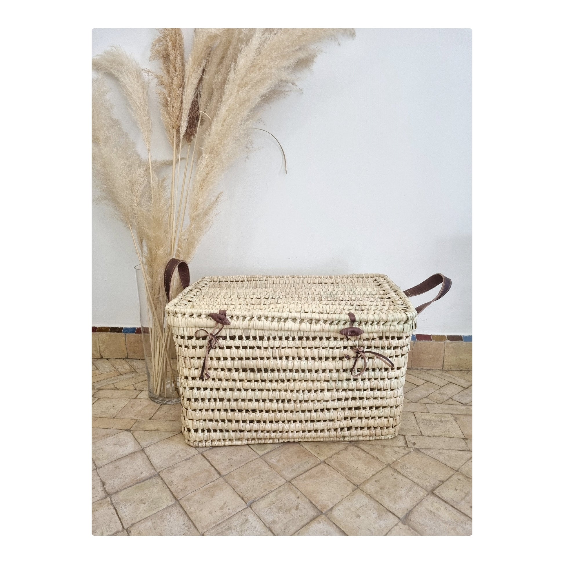 Wicker storage box with leather handles - Front view