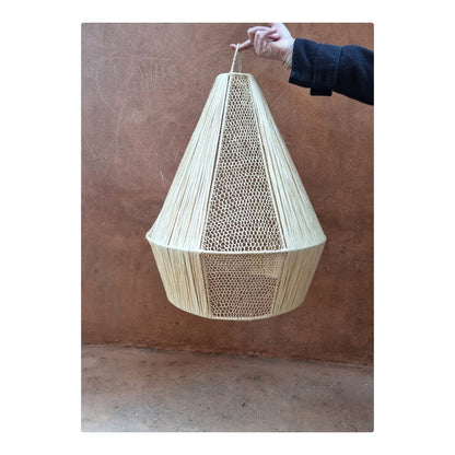 Luminaire suspendu rustique de 70 cm de diamètre, parfait pour une décoration de style ferme.